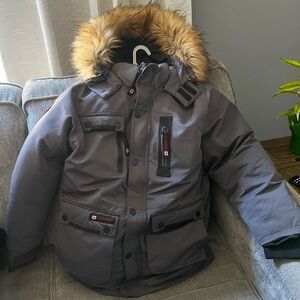 Men/Boys Canada Weather Gear Winter Parka with Detachable Faux Fur Hood Trim